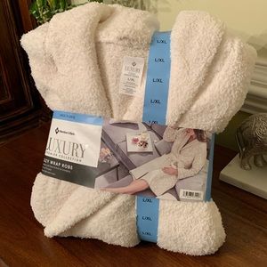 Member’s Mark Cozy Wrap Robe